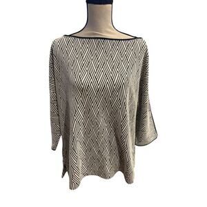 ⭐️ Women’s Chico’s Black / White Dolman Sleeve Boat Neck Swearer Size 3 ( XL )
